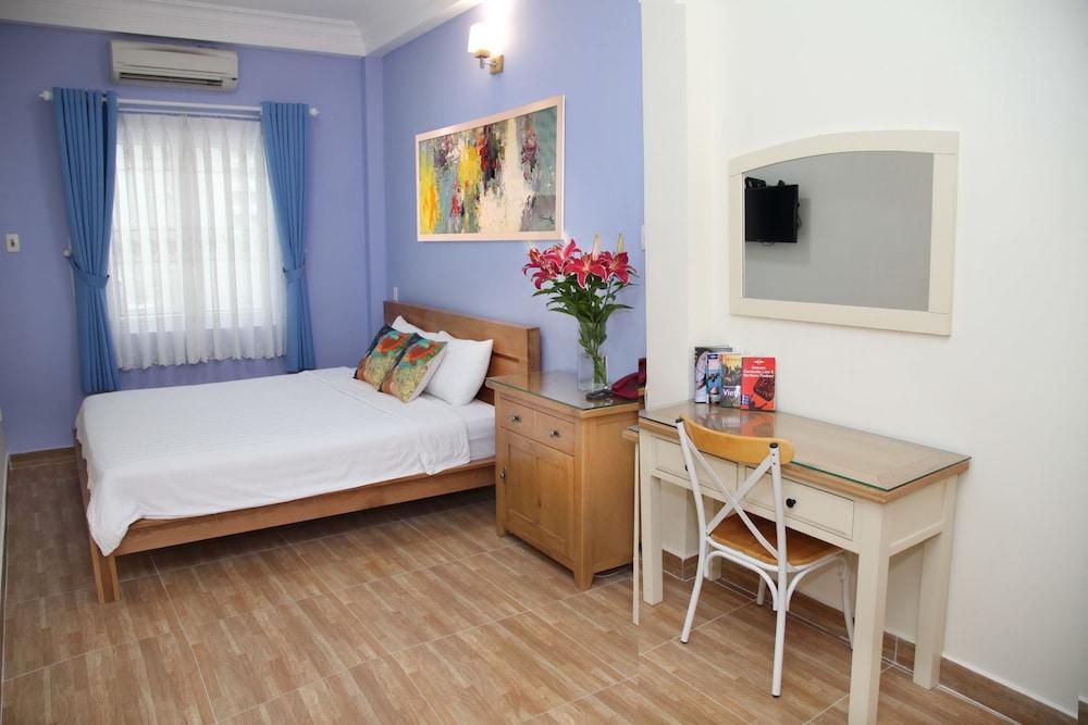 Cozy House 140 Hotel Хошимин Екстериор снимка