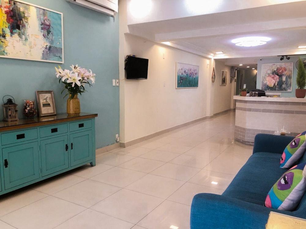 Cozy House 140 Hotel Хошимин Екстериор снимка